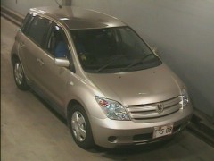    TOYOTA IST