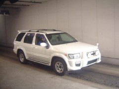    NISSAN TERRANO REGULUS