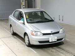    TOYOTA PLATZ