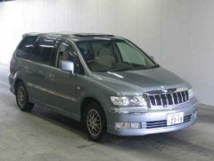    MITSUBISHI CHARIOT GRANDIS