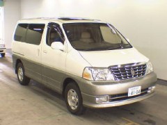    TOYOTA GRAND HIACE