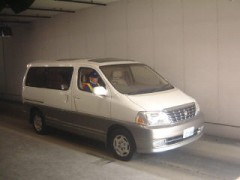    TOYOTA GRAND HIACE