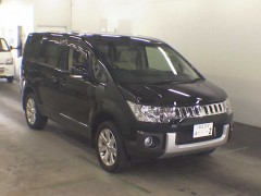    MITSUBISHI DELICA D 5