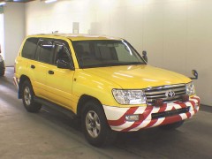    TOYOTA LAND CRUISER 100