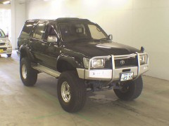    TOYOTA HILUX SURF