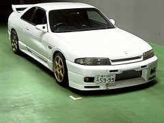    NISSAN SKYLINE