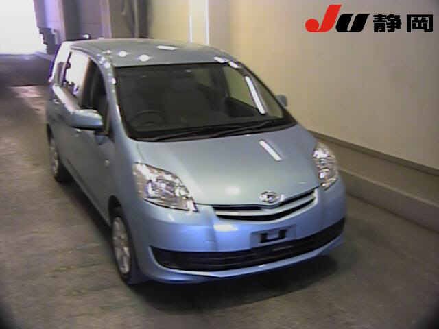 Daihatsu boon luminas