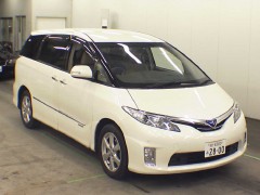    TOYOTA ESTIMA HYBRID