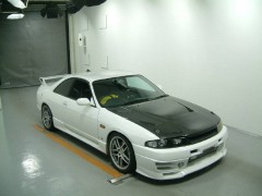    NISSAN SKYLINE