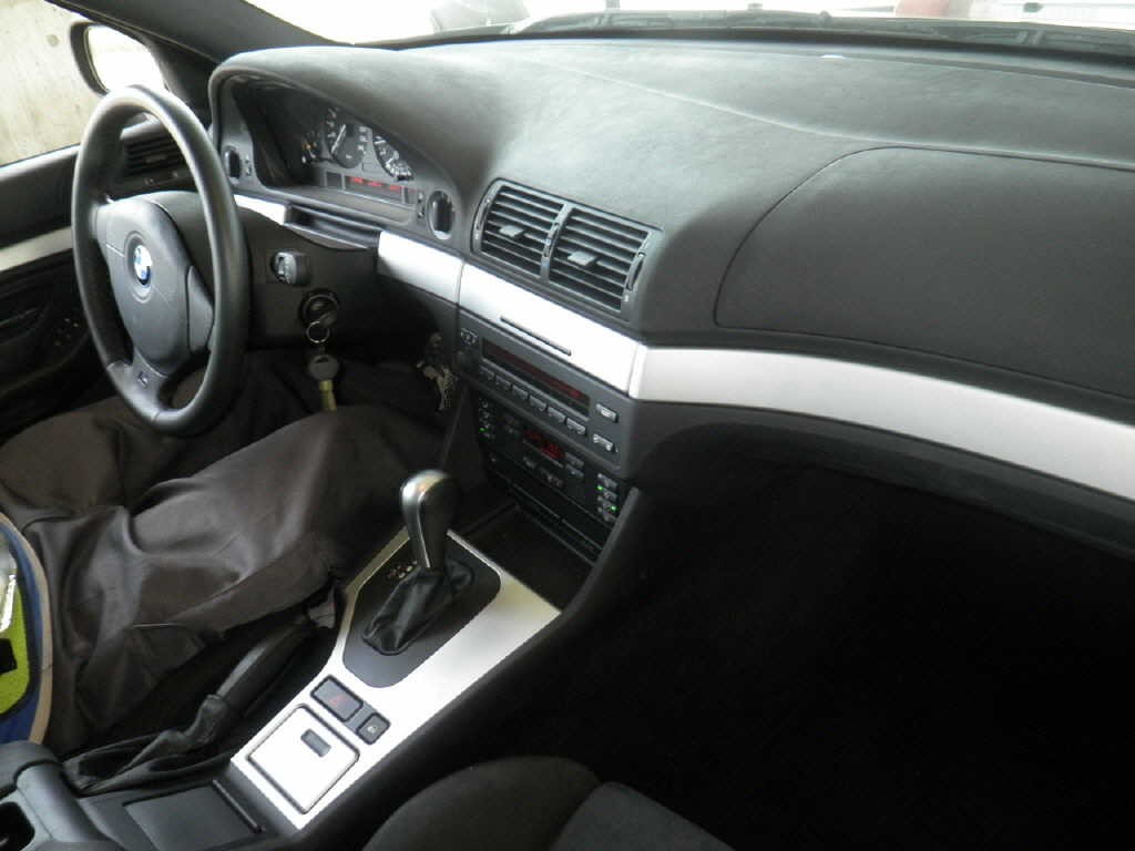 BMW 5 SERIES DT25. Перевод аукционного листа USS Tokyo Лот №75190