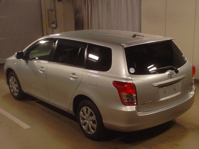 Королла филдер 2007 год. Toyota Corolla Fielder 2007. Toyota Fielder 2007. Тойота каролла Филдер 142. Тойота Филдер серебро.