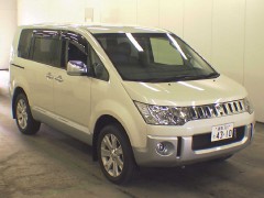    MITSUBISHI DELICA D 5