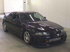    NISSAN SKYLINE