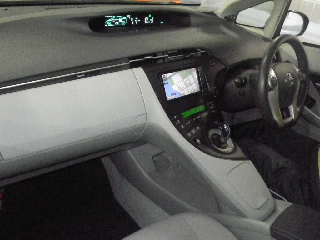 TOYOTA PRIUS ZVW30-5237928 Перевод аукционного листа USS Nagoya 50785 TOYOTA PRIUS ZVW30-5237928 Перевод аукционного листа USS Nagoya 50785