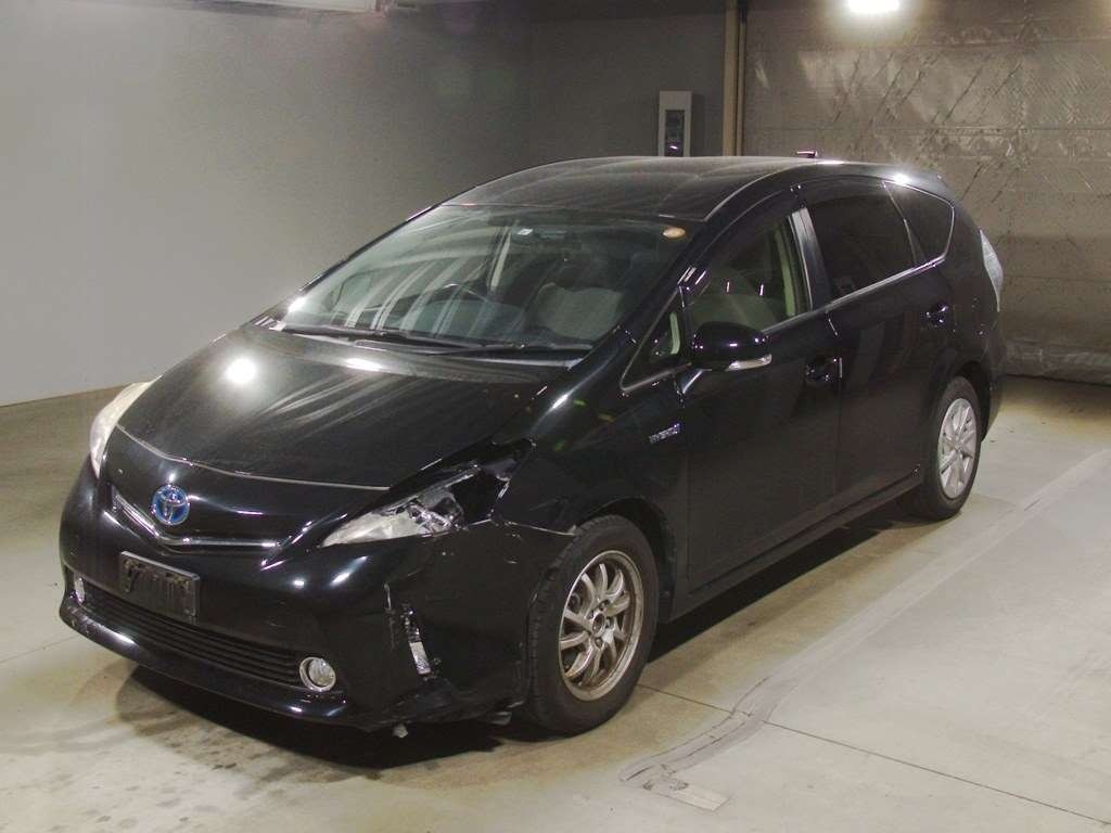 Toyota Prius Alpha zvw41w